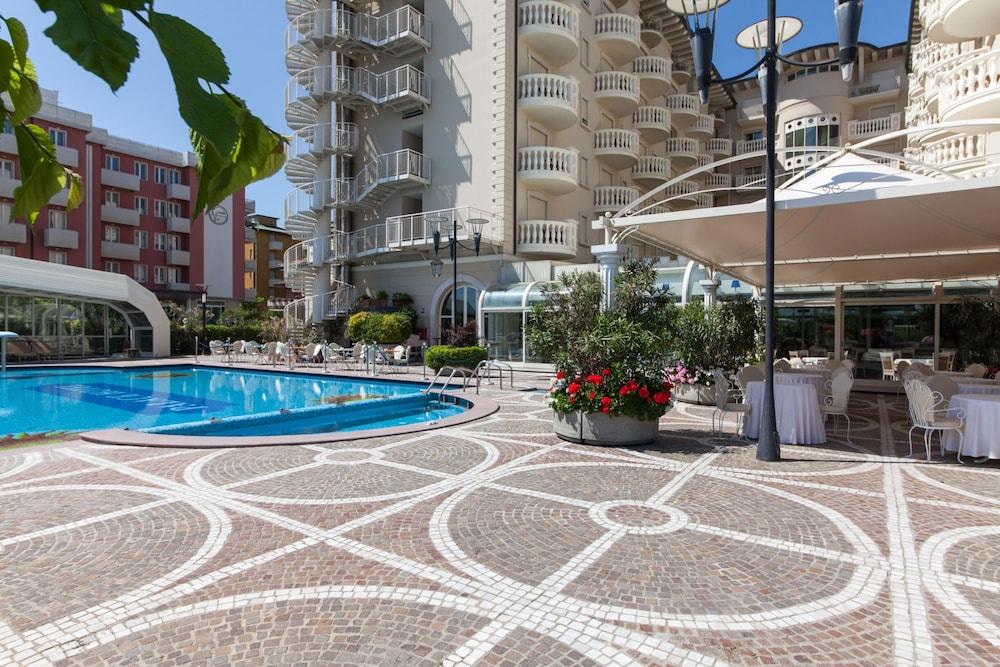 Palace Hotel Milano Marittima Eksteriør bilde