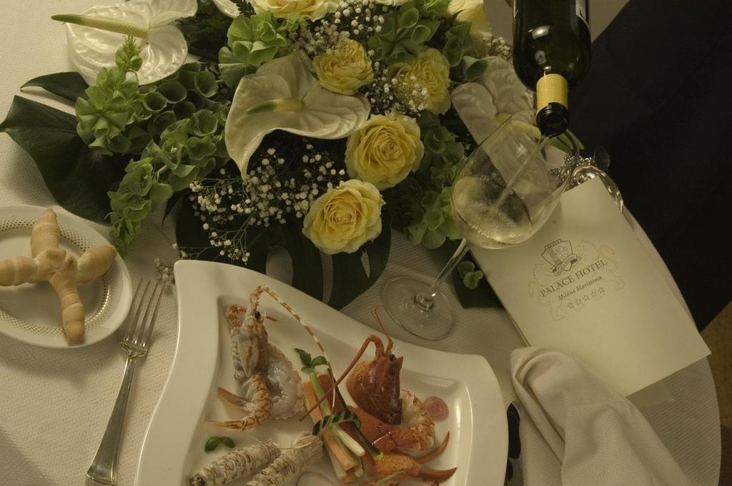 Palace Hotel Milano Marittima Eksteriør bilde