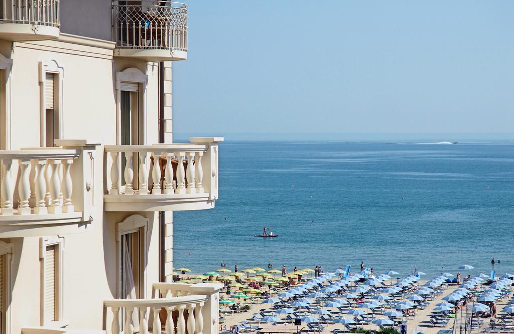 Palace Hotel Milano Marittima Eksteriør bilde
