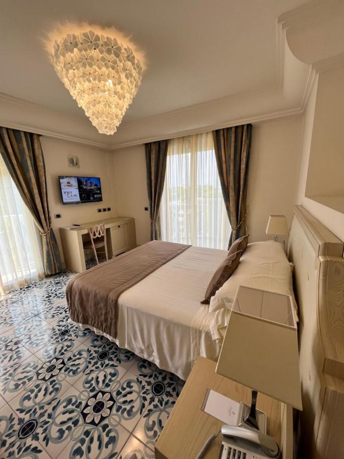 Palace Hotel Milano Marittima Eksteriør bilde