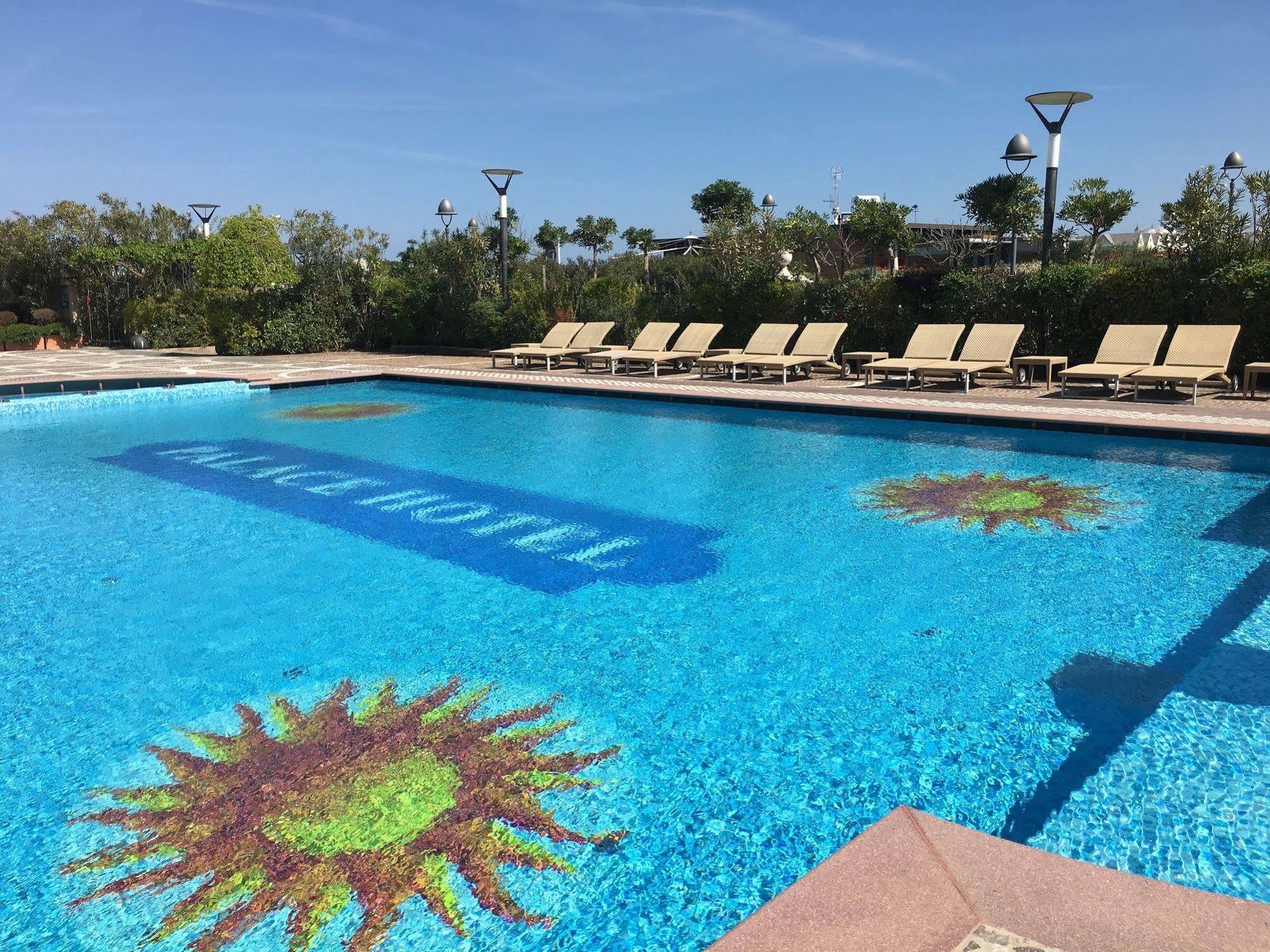 Palace Hotel Milano Marittima Eksteriør bilde