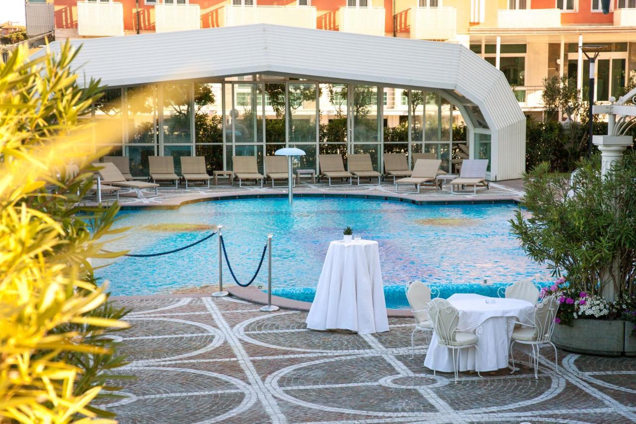 Palace Hotel Milano Marittima Eksteriør bilde