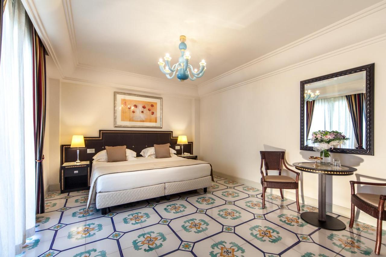 Palace Hotel Milano Marittima Eksteriør bilde